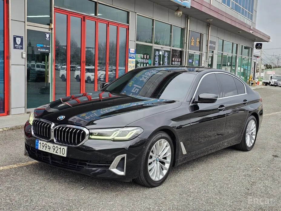 Фото 1 - BMW 5 Series