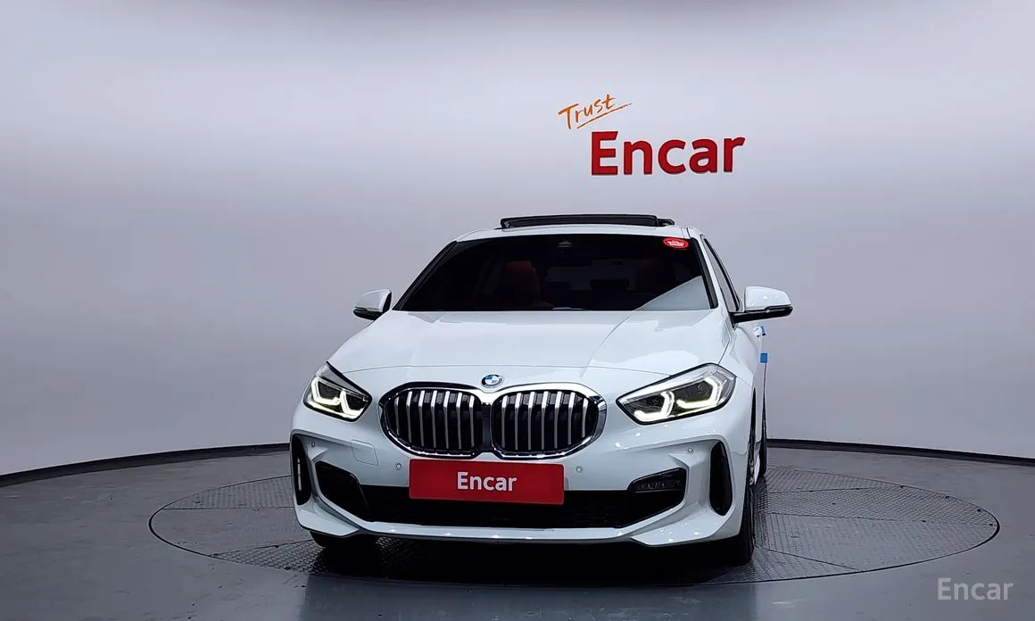 Фото 3 - BMW 1 Series