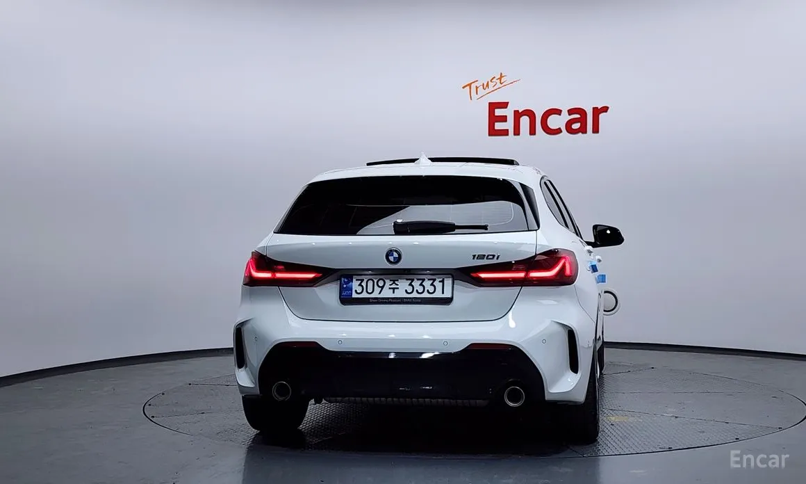 Фото 4 - BMW 1 Series