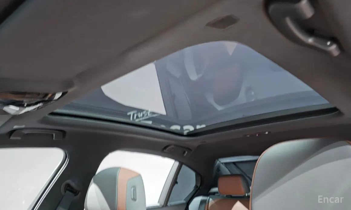 Фото 19 - BMW 5 Series