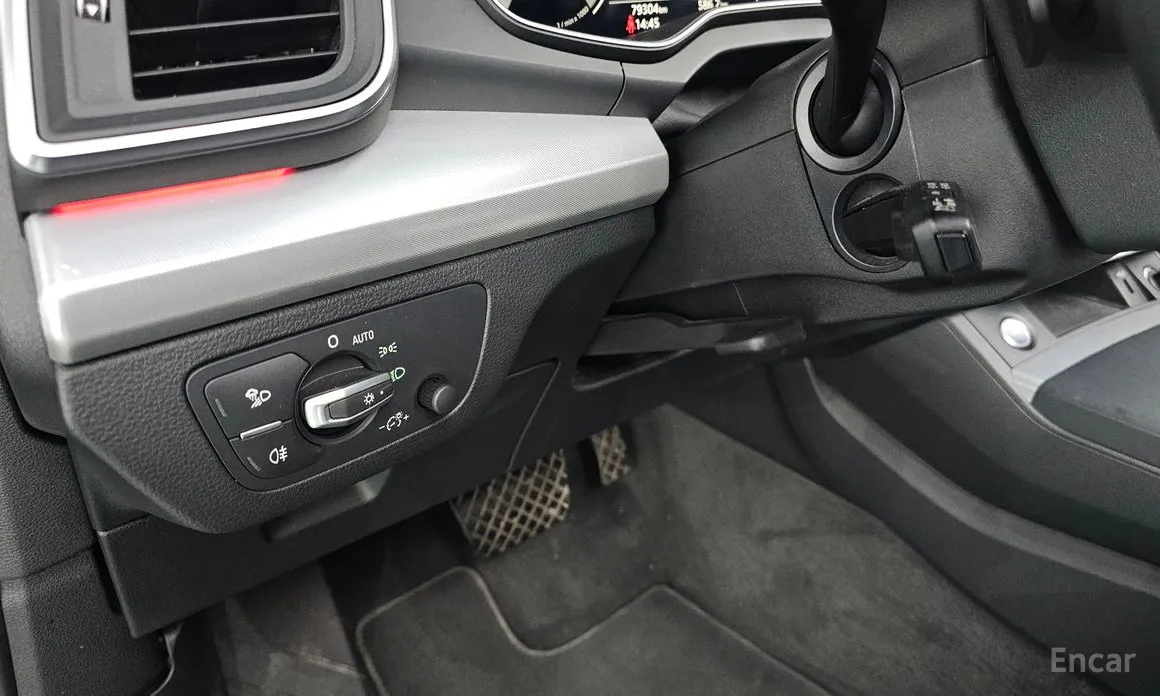 Фото 18 - Audi Q5