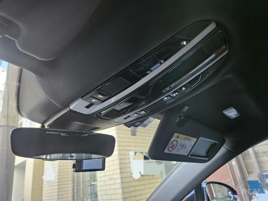 Фото 10 - Porsche Panamera