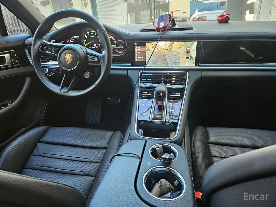 Фото 6 - Porsche Panamera