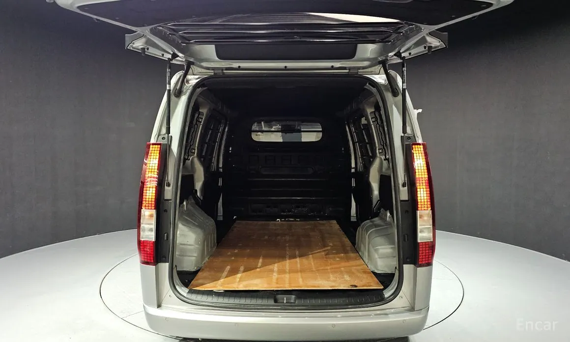 Фото 20 - Hyundai Staria