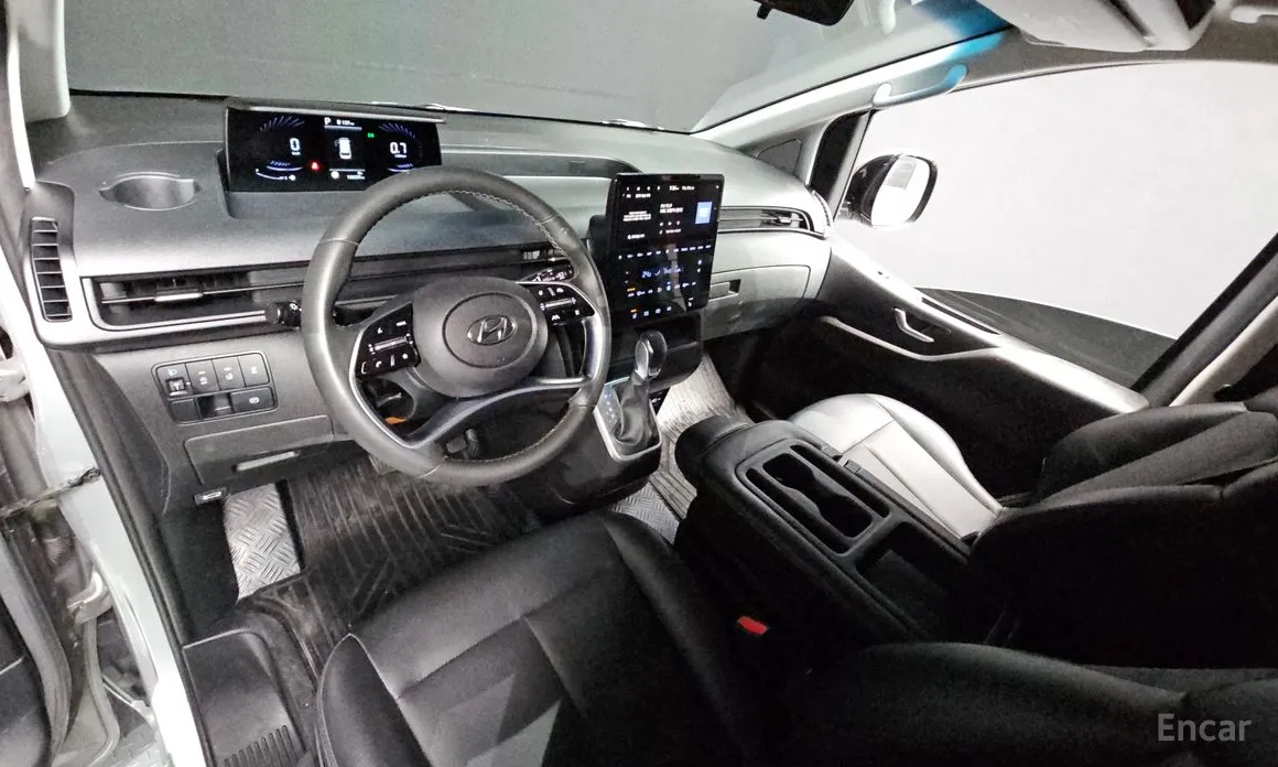 Фото 7 - Hyundai Staria