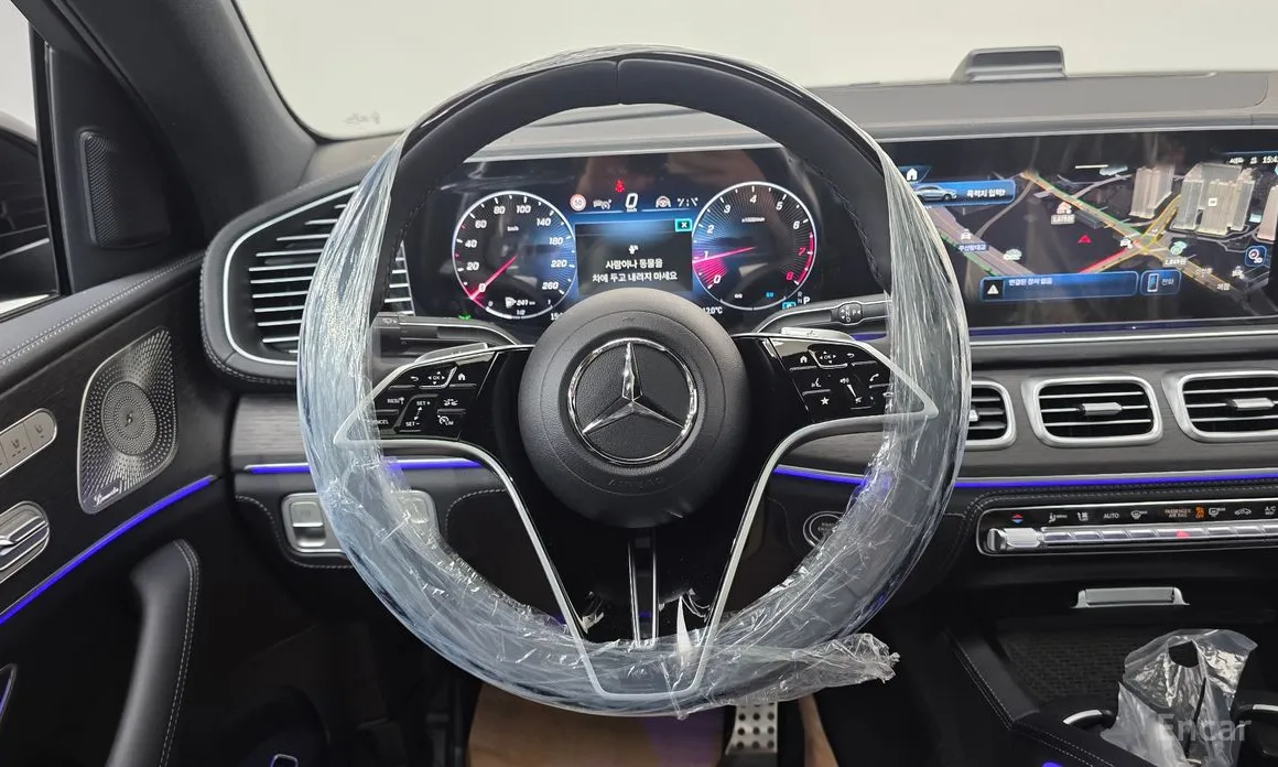 Фото 13 - Mercedes-Benz GLE-Class