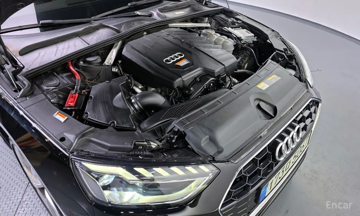 Фото 6 - Audi A4