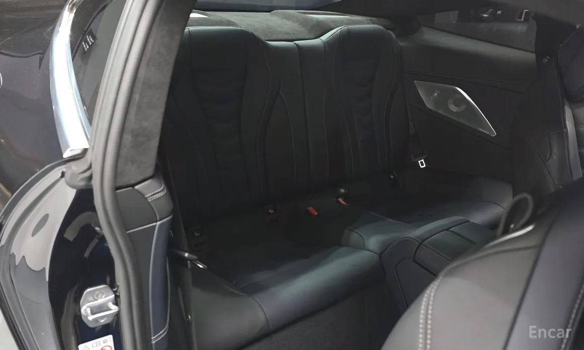 Фото 12 - BMW 8 Series