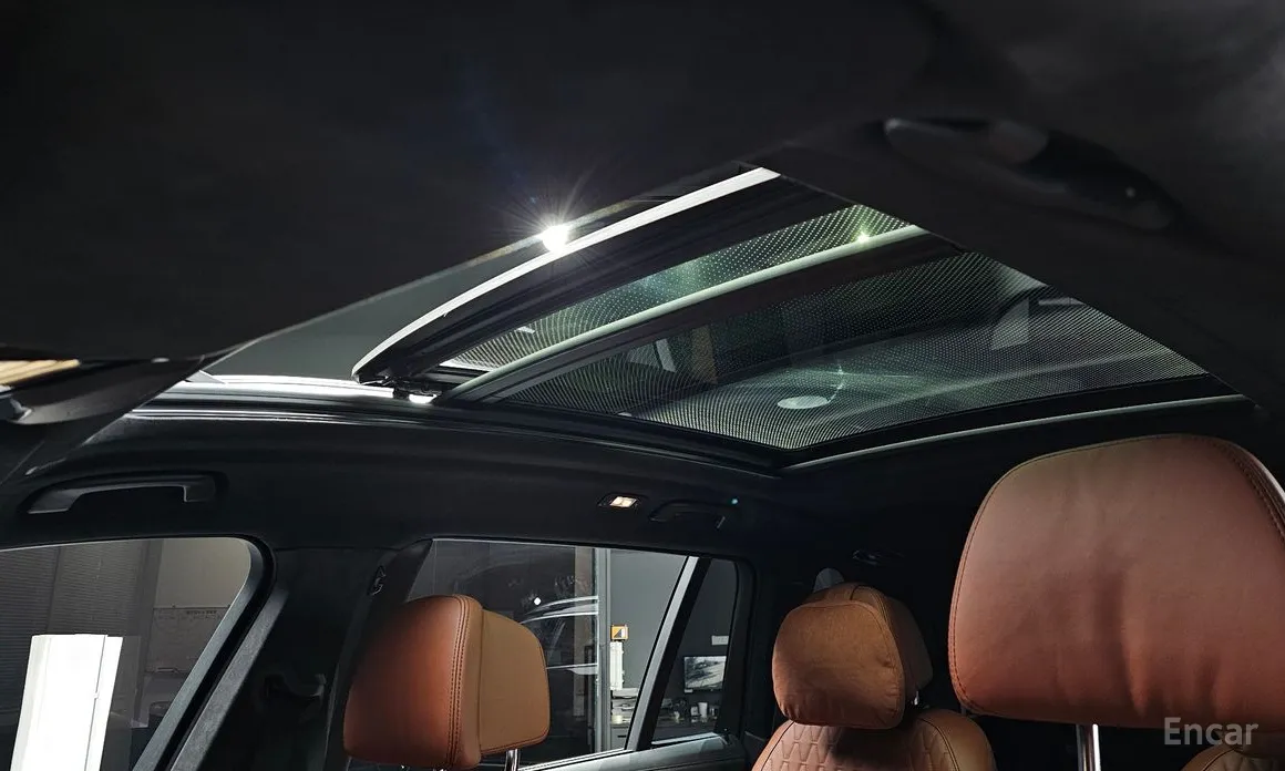 Фото 19 - BMW X7