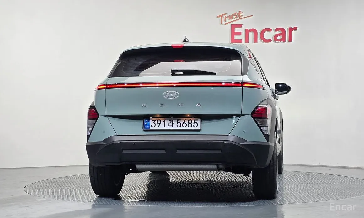 Фото 4 - Hyundai Kona