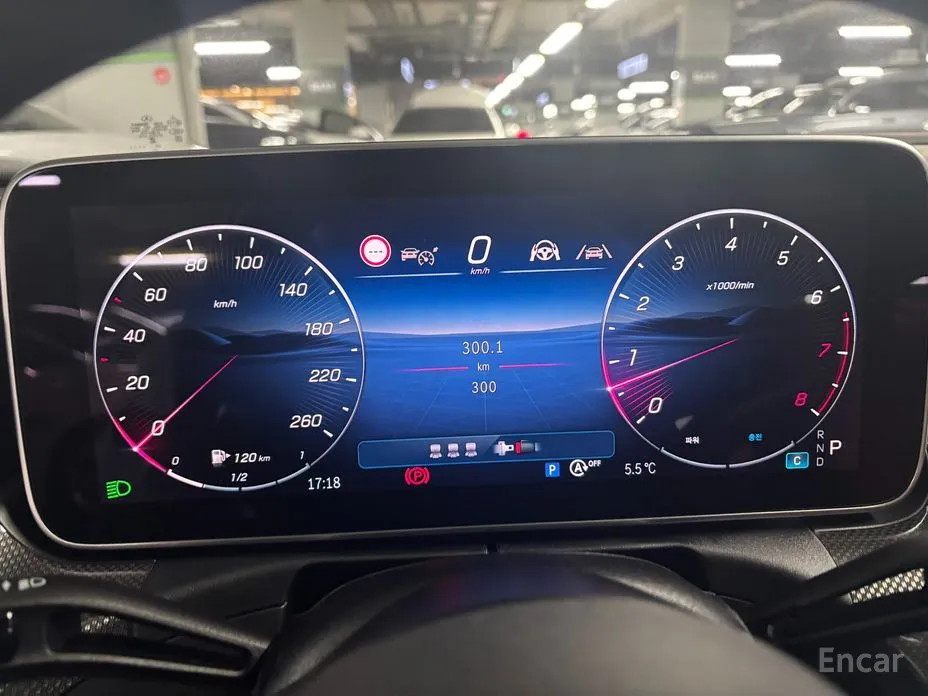 Фото 8 - Mercedes-Benz C-Class