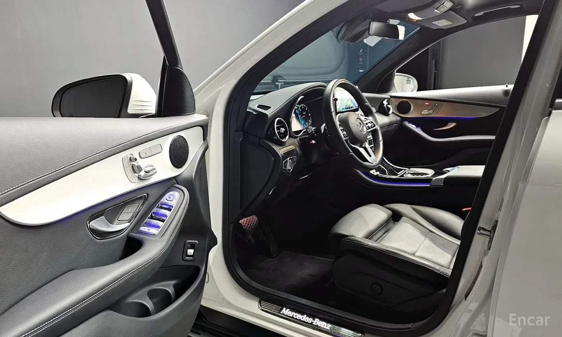 Mercedes-Benz GLC-Class 2016 GLC220 d 4MATIC