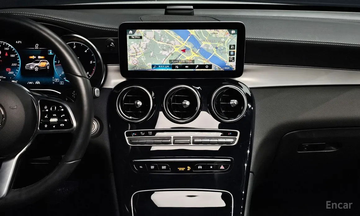 Mercedes-Benz GLC-Class 2016 GLC220 d 4MATIC