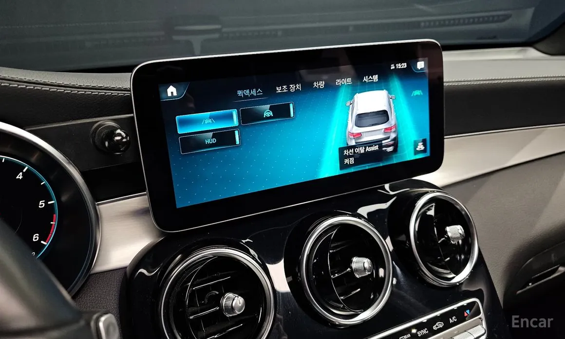 Mercedes-Benz GLC-Class 2016 GLC220 d 4MATIC