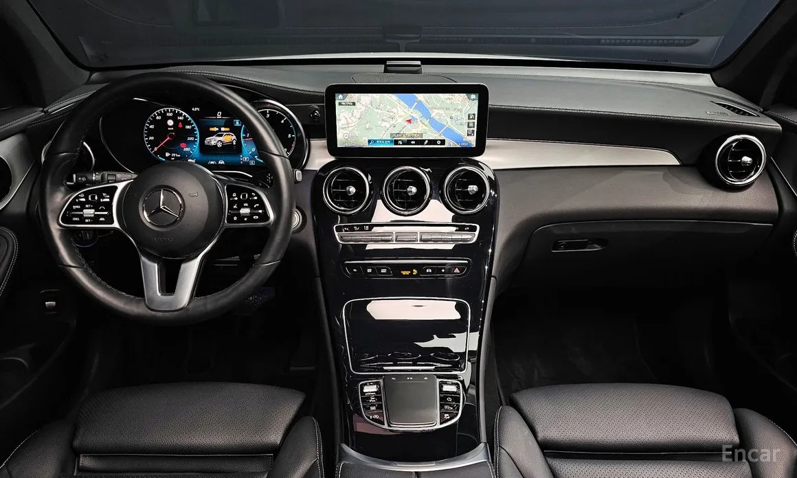 Mercedes-Benz GLC-Class 2016 GLC220 d 4MATIC