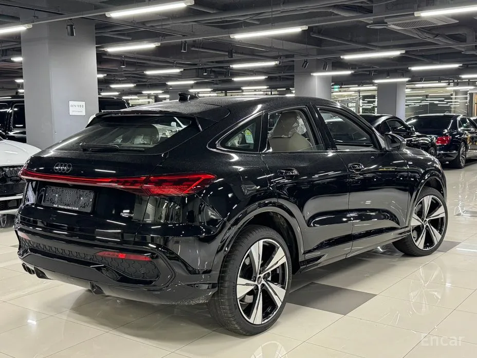 Фото 3 - Audi Q5