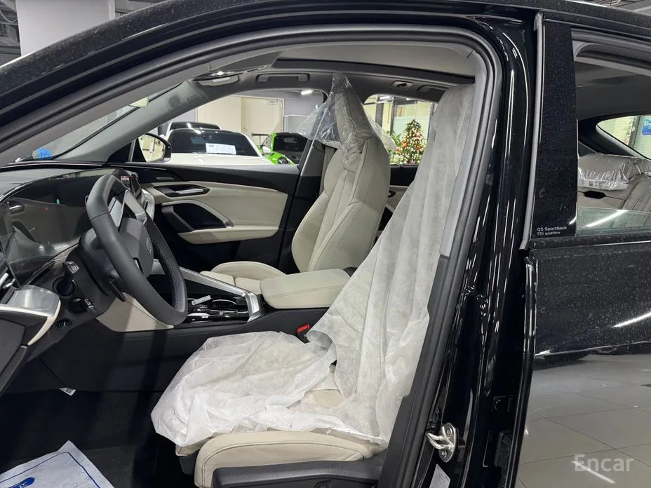 Фото 4 - Audi Q5