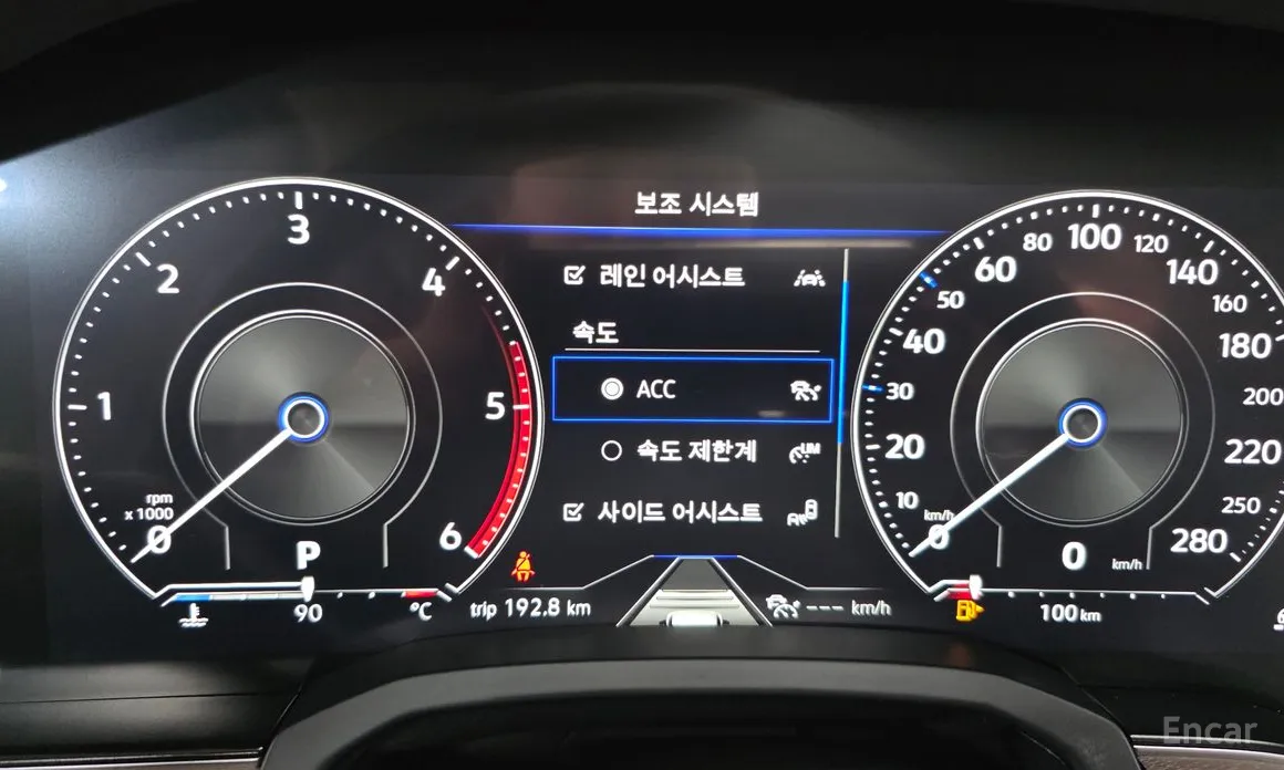 Фото 16 - Volkswagen Touareg