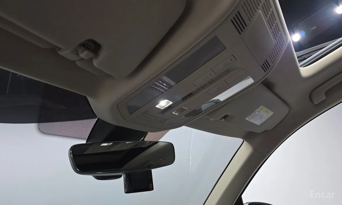 Фото 19 - Volkswagen Touareg