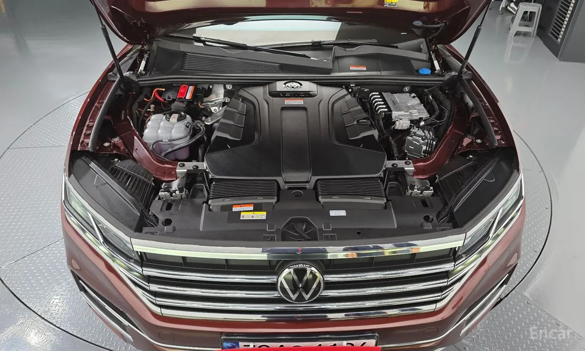 Фото 6 - Volkswagen Touareg