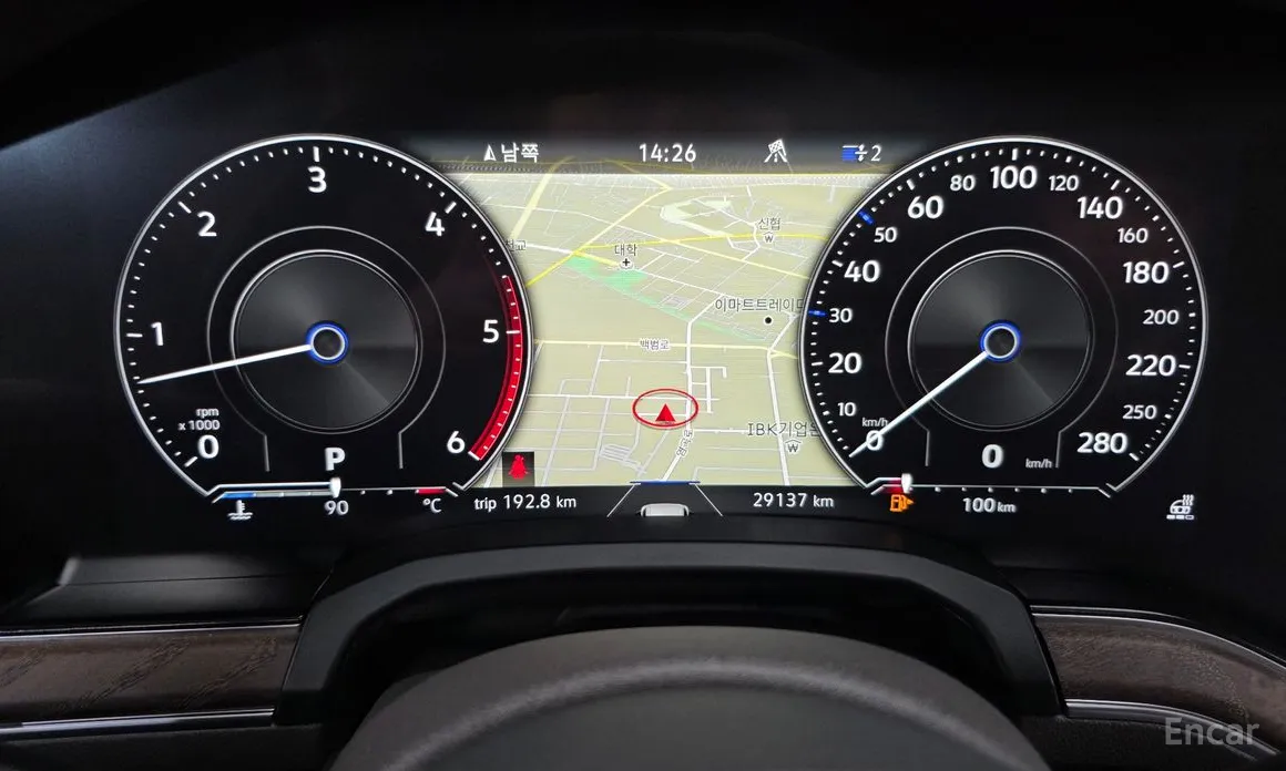 Фото 8 - Volkswagen Touareg