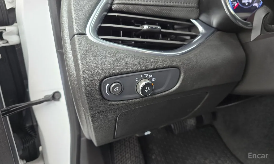 Фото 18 - Chevrolet Malibu