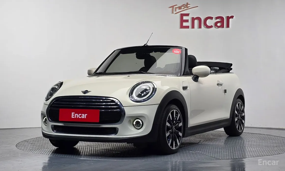 Фото 1 - Mini Cooper Convertible