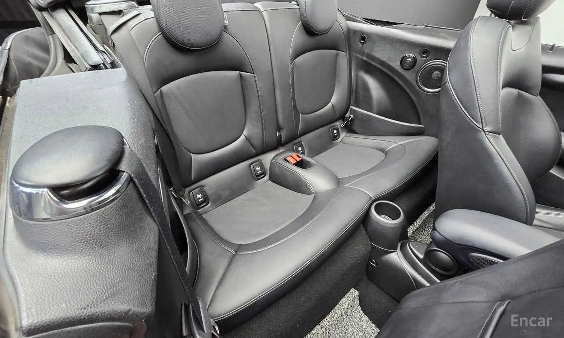 Фото 12 - Mini Cooper Convertible