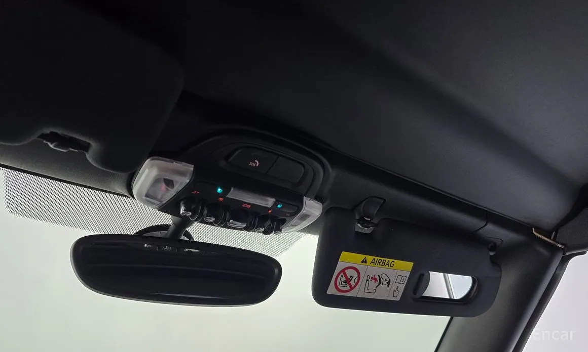 Фото 19 - Mini Cooper Convertible