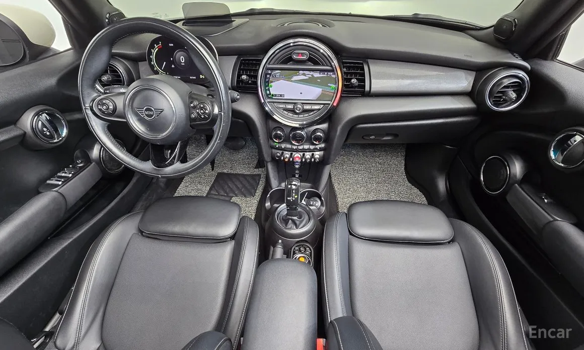 Фото 7 - Mini Cooper Convertible