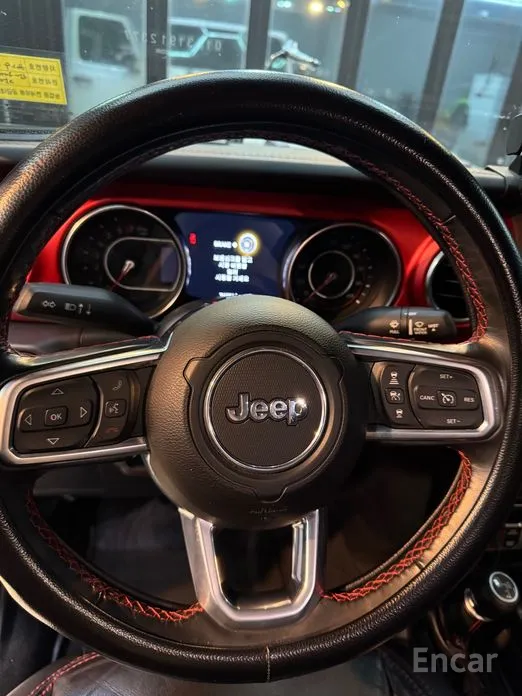 Фото 17 - Jeep Gladiator