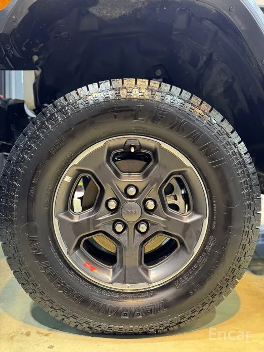 Фото 19 - Jeep Gladiator