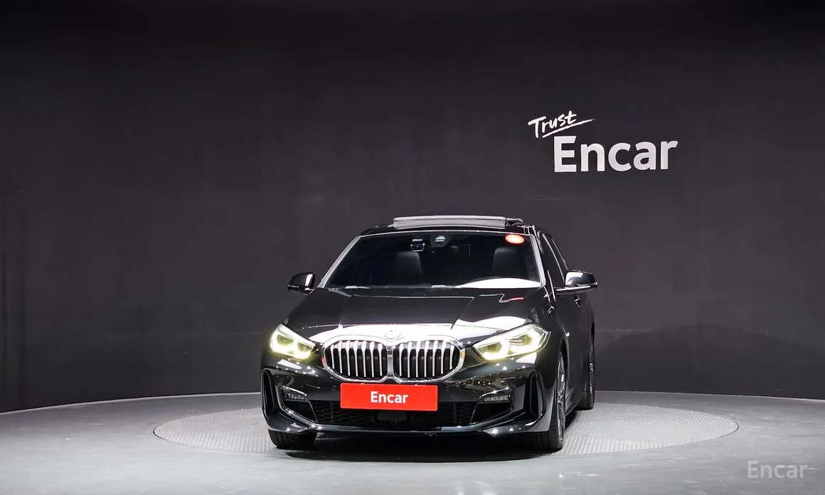 Фото 3 - BMW 1 Series