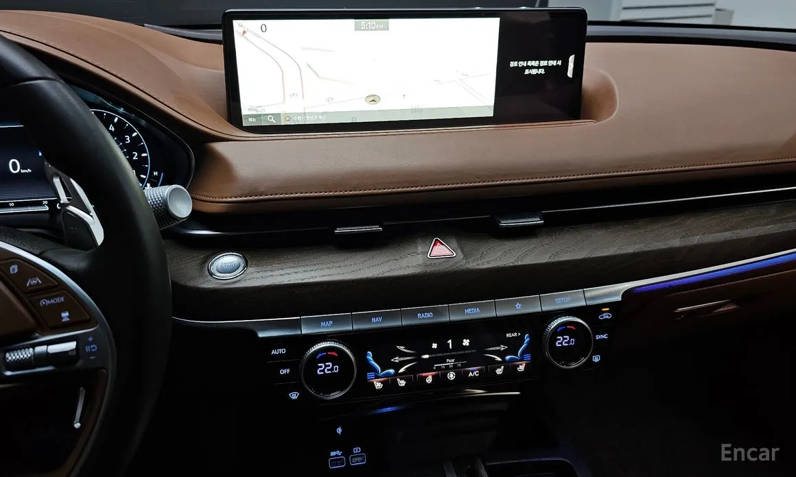 Фото 14 - Genesis G80