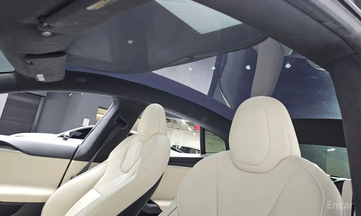 Фото 18 - Tesla Model S