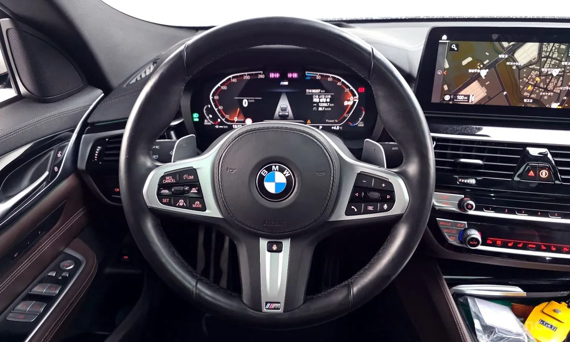 Фото 13 - BMW Gran Turismo