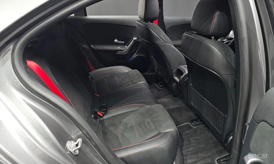 Фото 12 - Mercedes-Benz A-Class