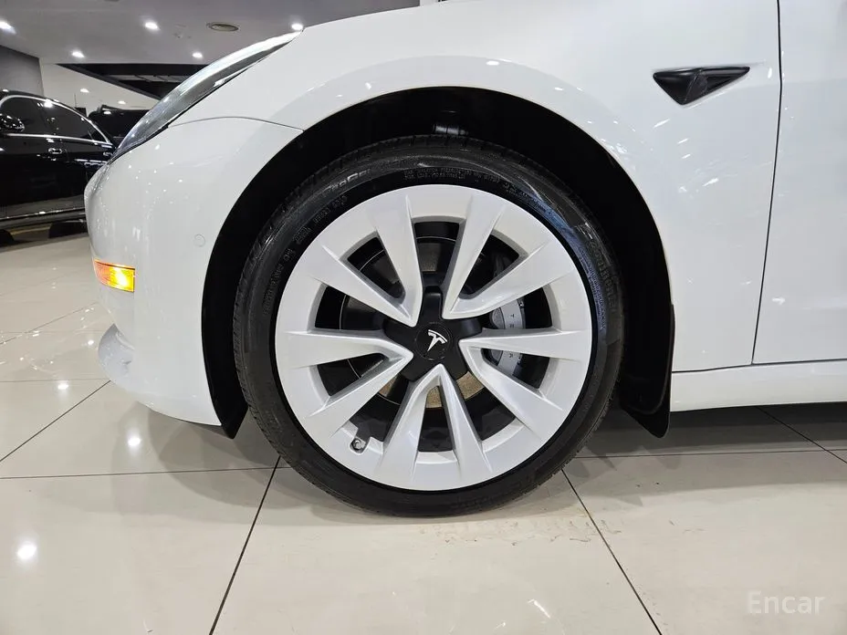 Фото 5 - Tesla Model 3