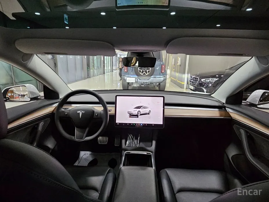 Фото 7 - Tesla Model 3