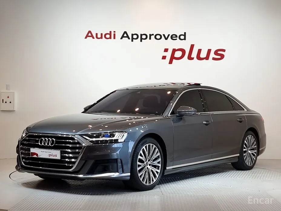 Фото 1 - Audi A8