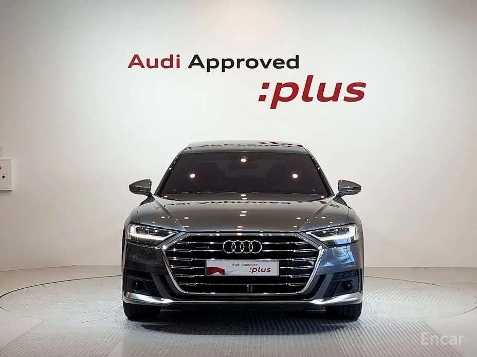 Фото 3 - Audi A8