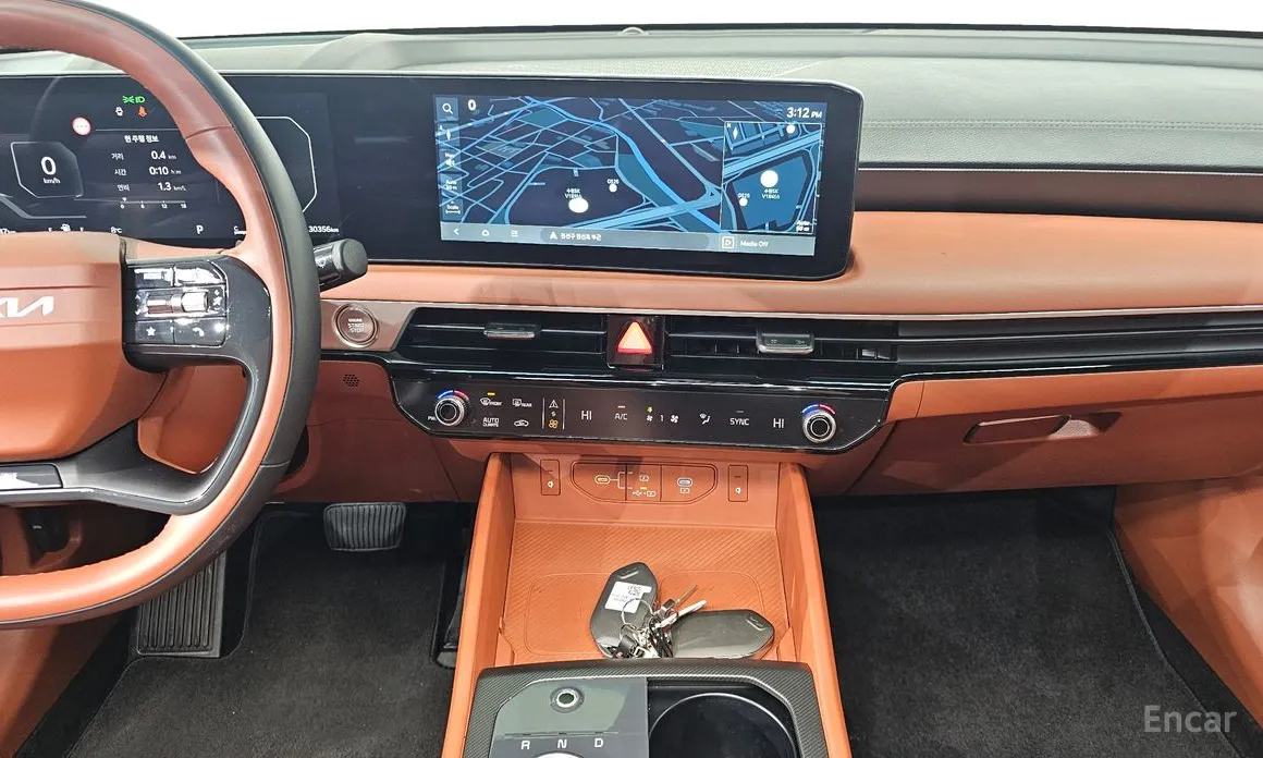 Фото 14 - Kia K8