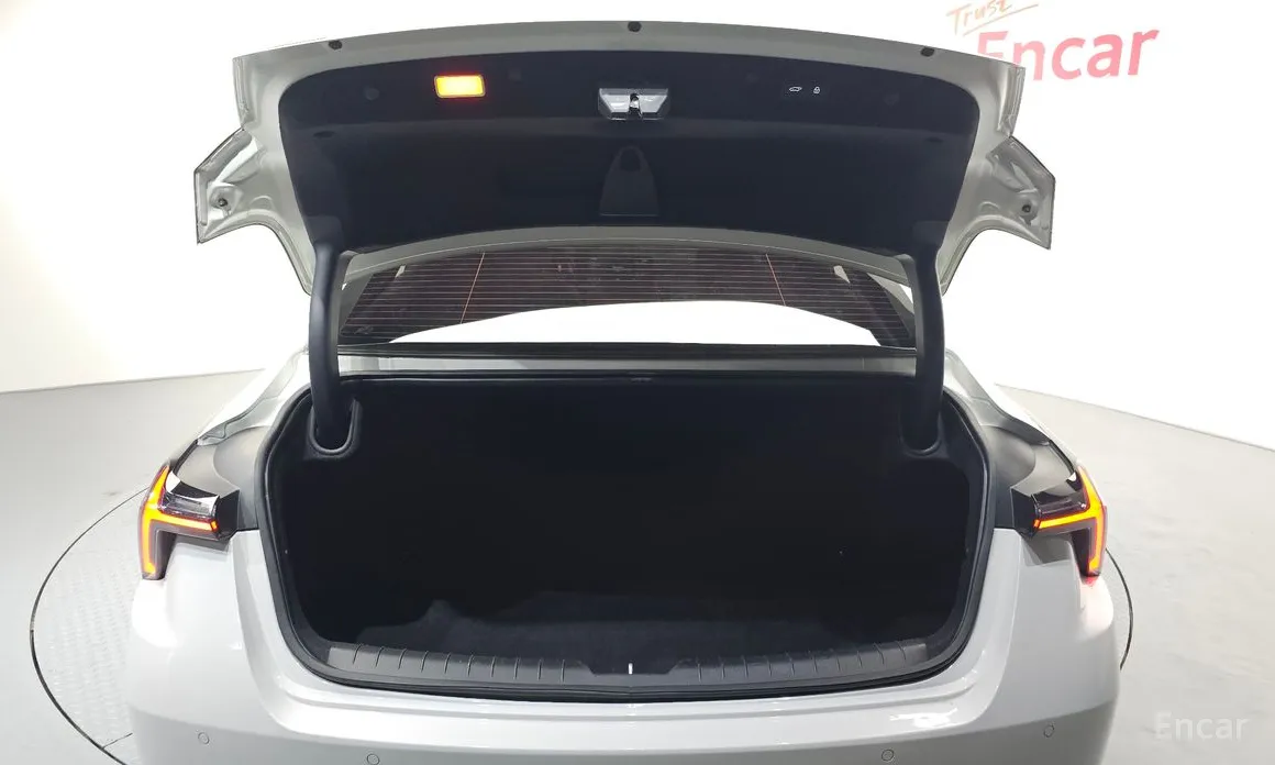 Фото 20 - Kia K8