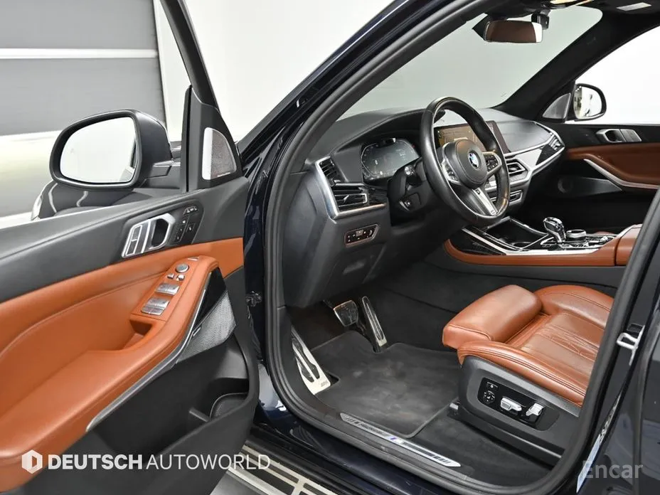 Фото 11 - BMW X7