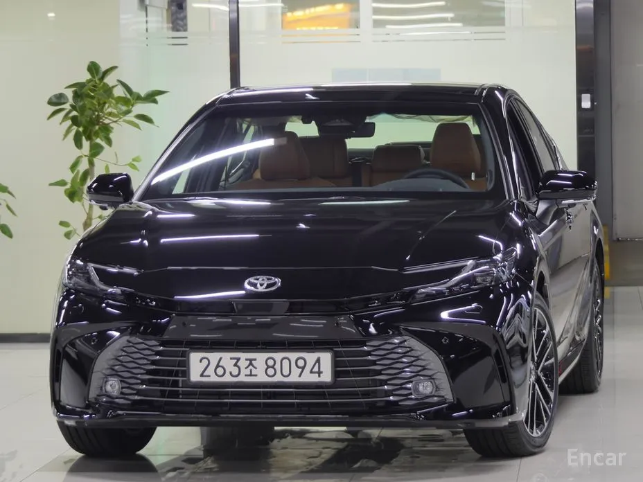 Фото 1 - Toyota Camry