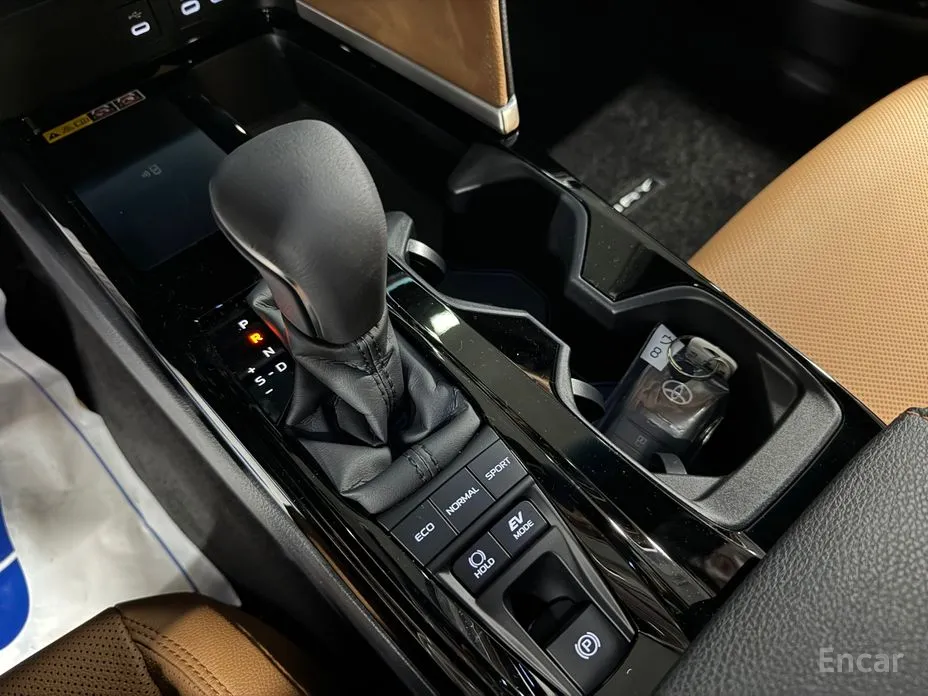 Фото 11 - Toyota Camry