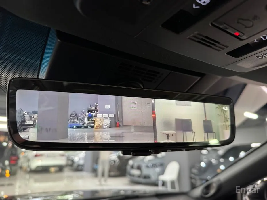 Фото 16 - Toyota Camry