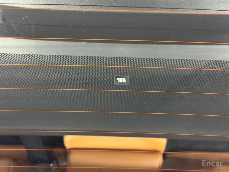 Фото 17 - Toyota Camry