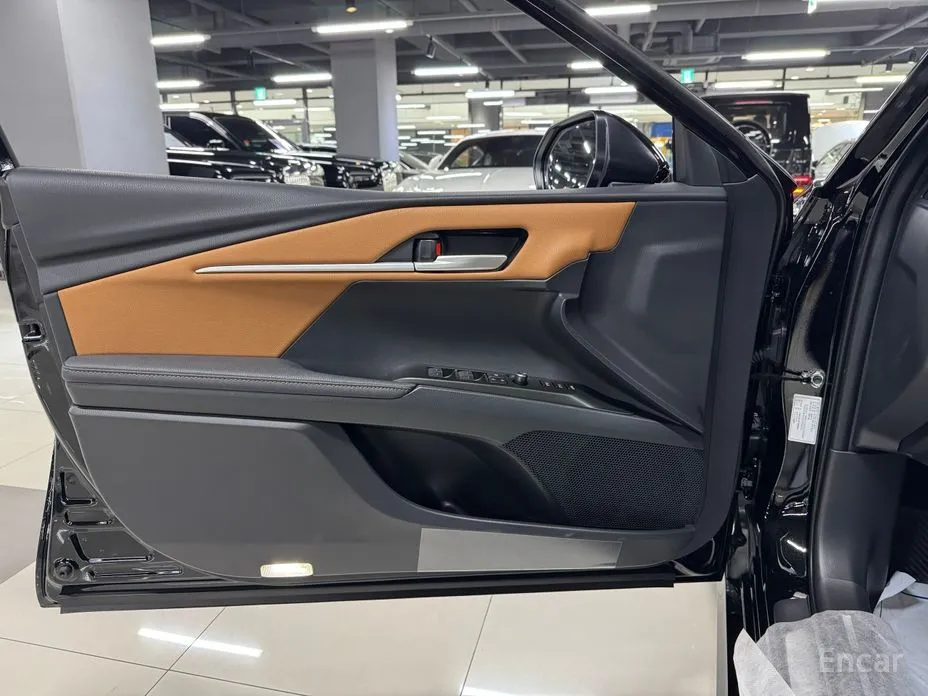 Фото 7 - Toyota Camry