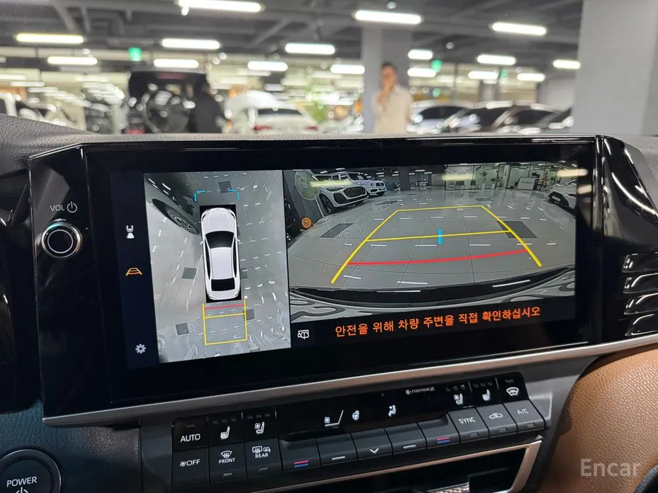 Фото 9 - Toyota Camry